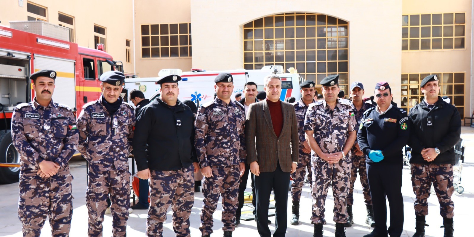 معرض في جامعة الحسين بن طلال بمناسبة اليوم العالمي للدفاع المدني